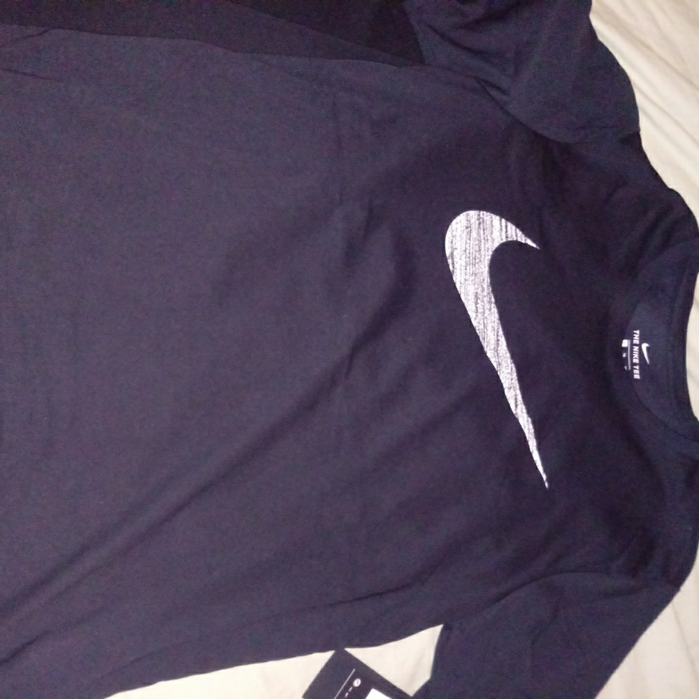 Nike - Picture 6 of 8